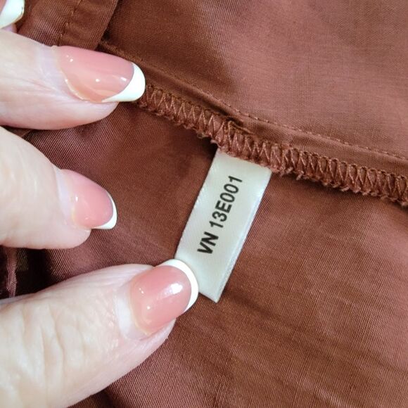 Eva Mendez brown long sleeves blouse size XL Polyester blend Scoop Neck - Picture 6 of 7